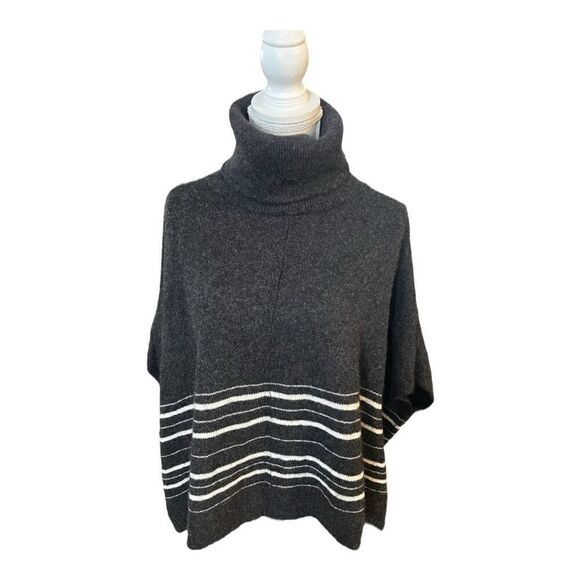 360 Cashmere Gray White Striped Turtleneck Poncho Size Small 100% Cashmere Women - Picture 1 of 14